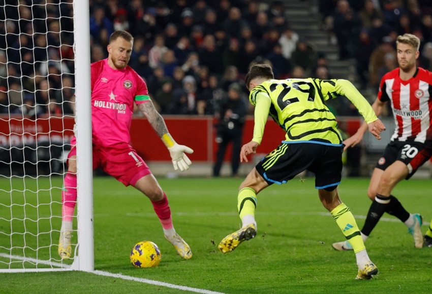 Phong do Brentford vs Arsenal ra sao?