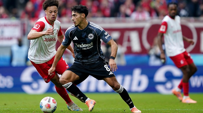 Ket qua tran Eintracht Frankfurt vs Liverpool chinh xac